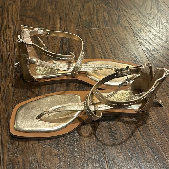 Vince Camuto Brenndie Sandal, Champagne - Picture 1 of 6